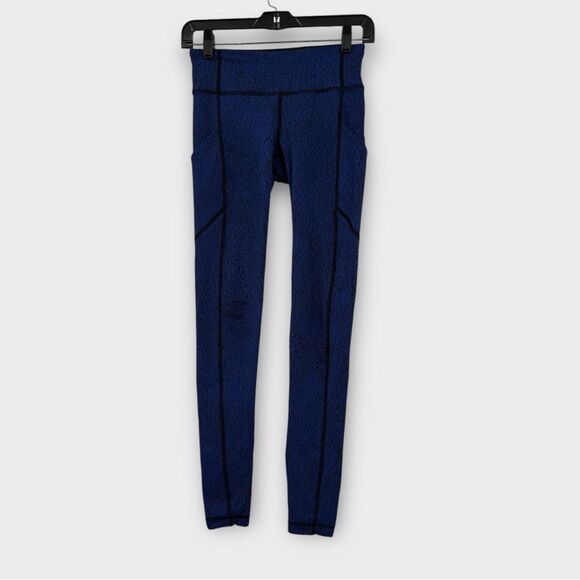 Lululemon Leggings with Pockets in Cobalt Blue with Black Women’s Size 4 - Picture 1 of 6